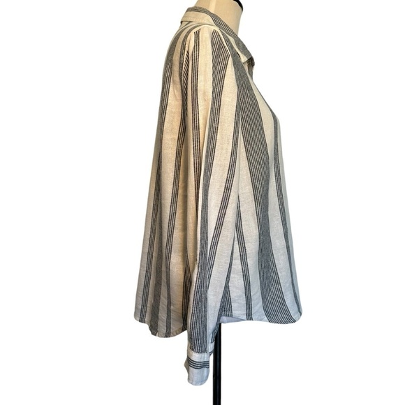 Orvis black and creamy white linen rayon top - Picture 5 of 13